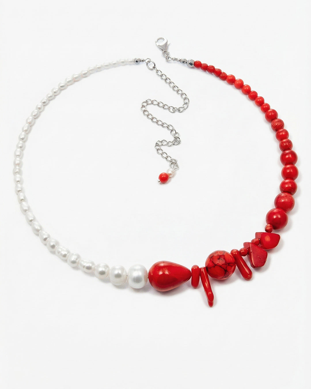 colier, perle naturale, pietre semipretioase, howlit, hematit, coral, rosu, asimetric, simplu