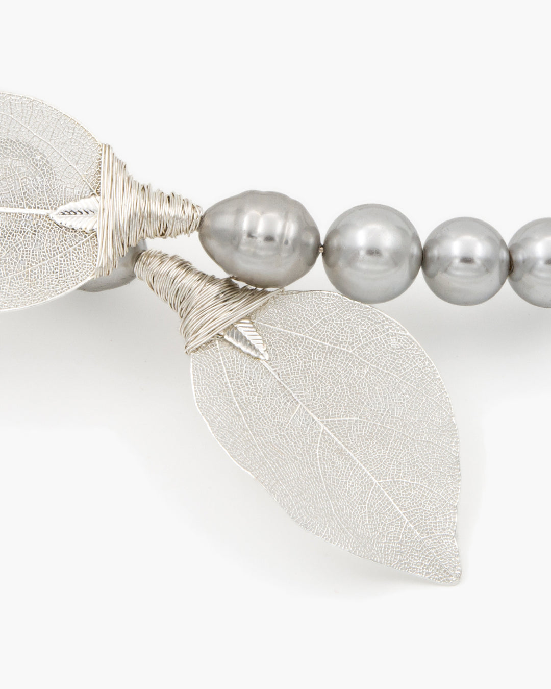 Be Timeless Silver - Colier, Perle, Frunze Naturale Placate
