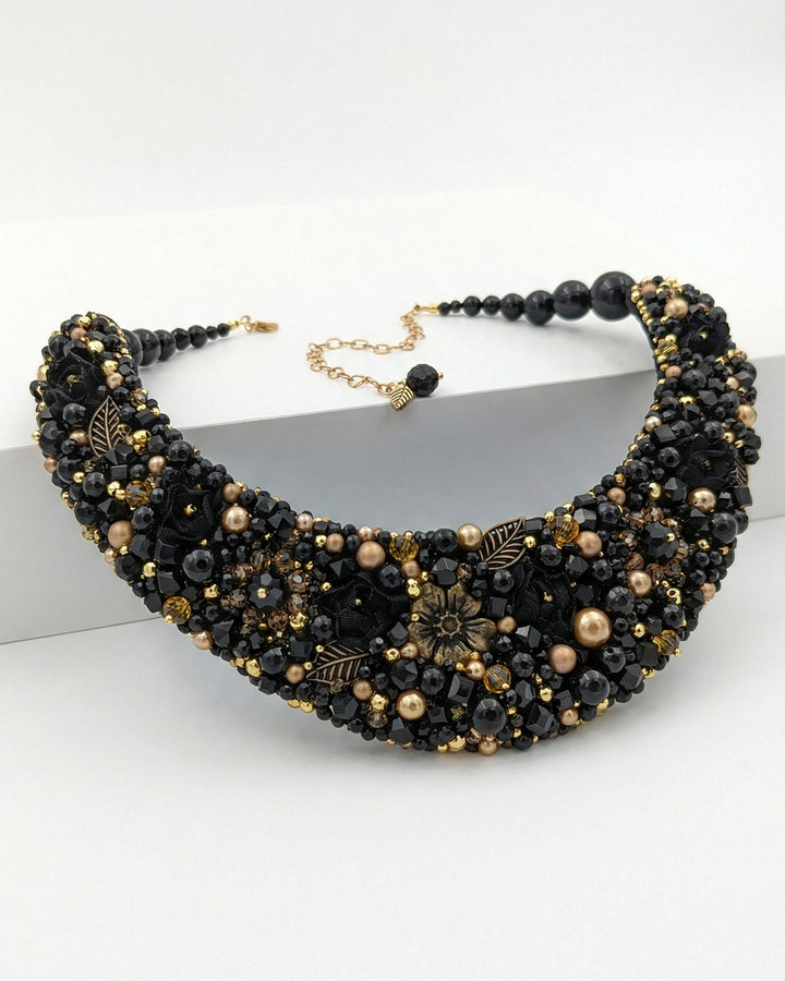 colier statement floral, onix, hematit, sidef, perle mallorca, cristale, piele naturala, voal chiffon, negru, bronz, fantezie