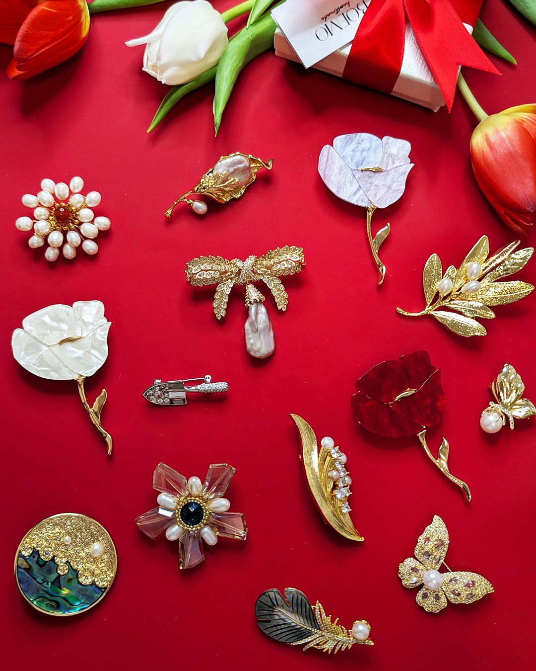 Pearl Embrace - Brosa Statement, Perle Naturale