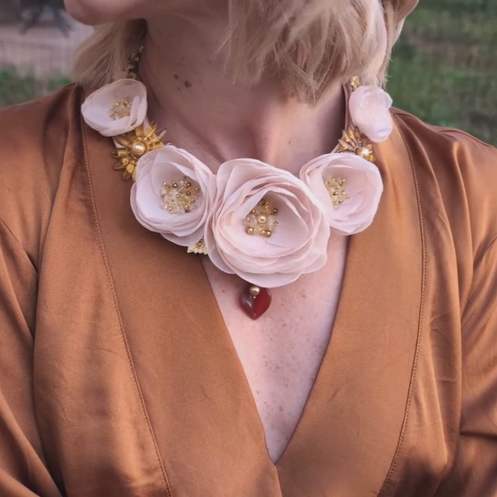 Columbine - Colier Statement Floral, Maci